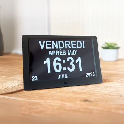 Horloge calendrier ALLY Clock noire pour senior
